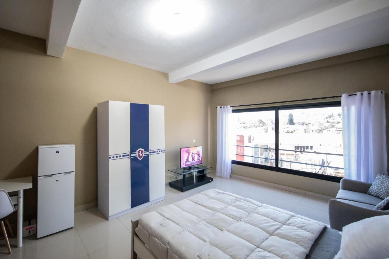 Milestone City Appartements - Avec Restaurant - Sans Coupure D'Electricite - Vues Imprenables Antananarivo Exterior photo