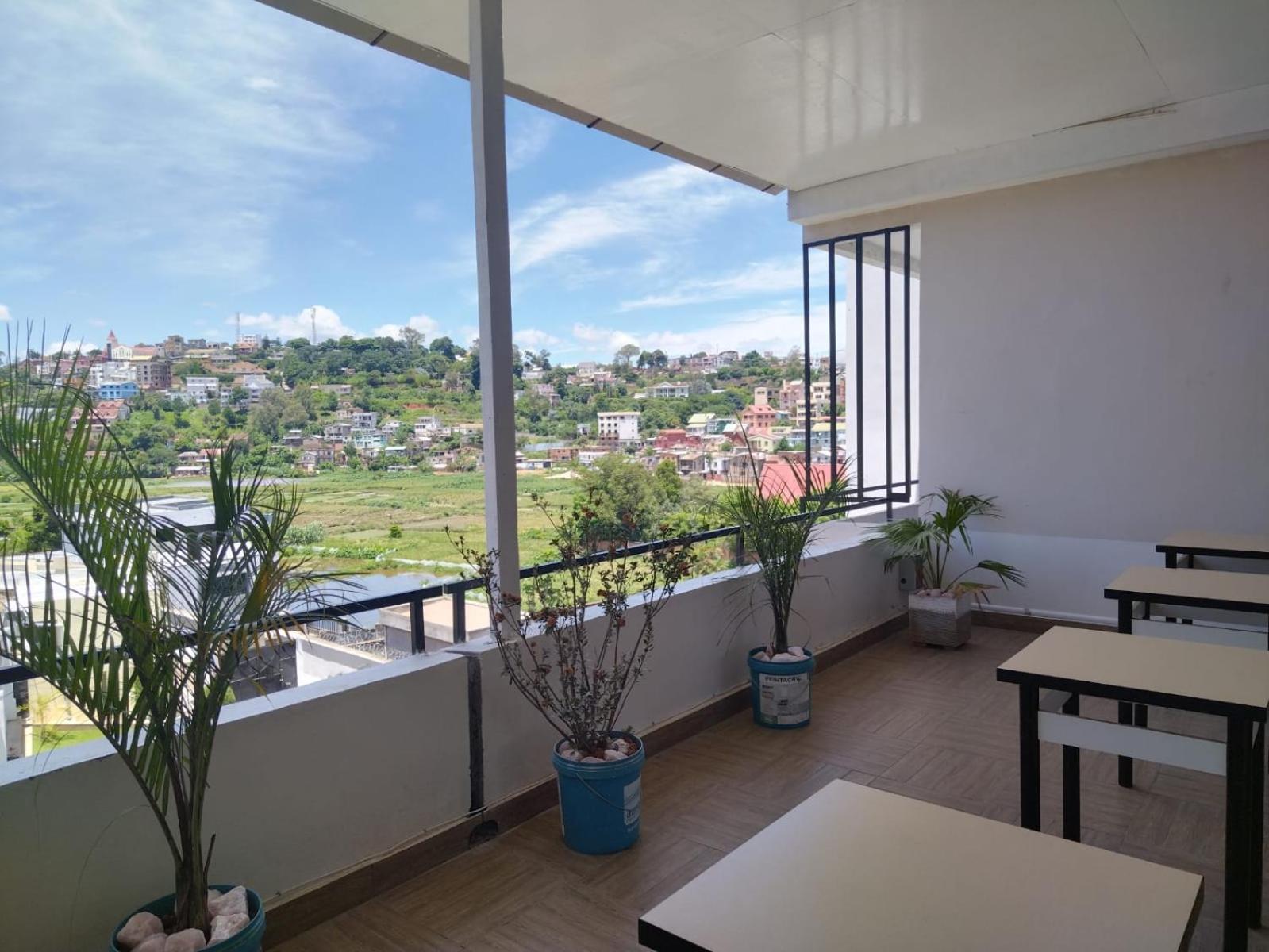 Milestone City Appartements - Avec Restaurant - Sans Coupure D'Electricite - Vues Imprenables Antananarivo Exterior photo