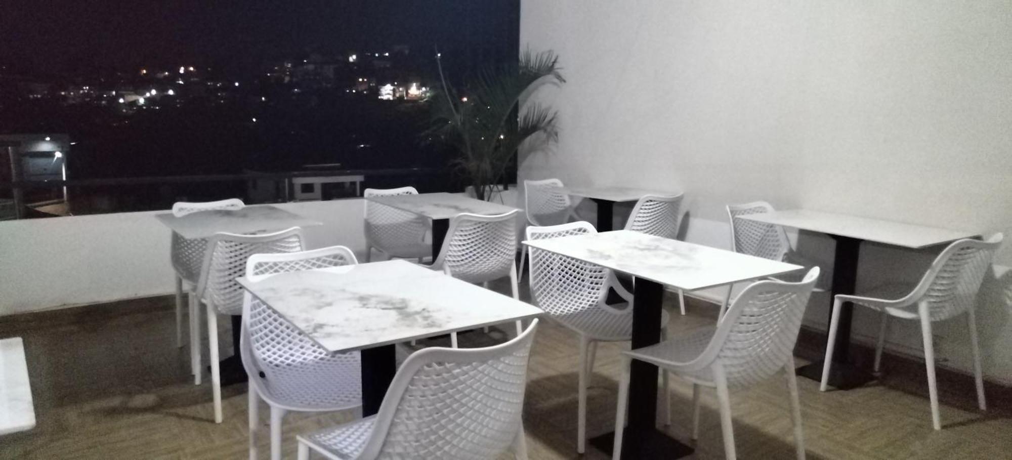 Milestone City Appartements - Avec Restaurant - Sans Coupure D'Electricite - Vues Imprenables Antananarivo Exterior photo
